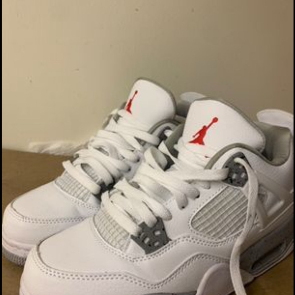 Jordan 4s Oreo